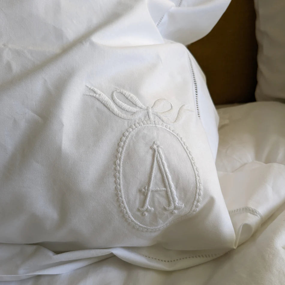MONOGRAMMED COTTON OXFORD PILLOWCASE - T